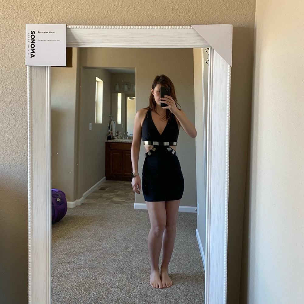 Cute It Out dress in black